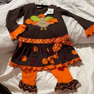 Good lad 4 thanksgiving turkey outfit NWT brown